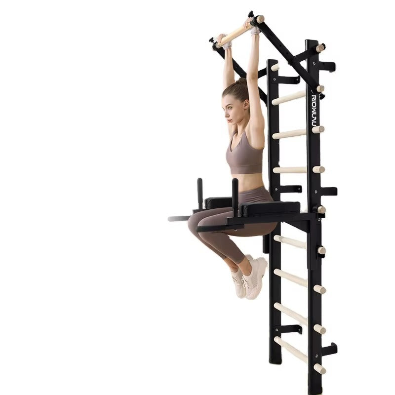 femme echelle gymnastique fond blanc